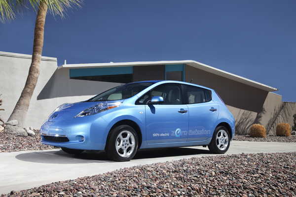 2011 Nissan Leaf Wins World Car Of The Year