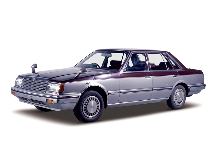 Laurel 4-door Sedan 2000 Medalist(1983: HJC31)