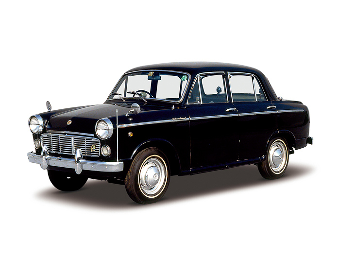 Datsun Bluebird 1200 Deluxe(1961: P311)
