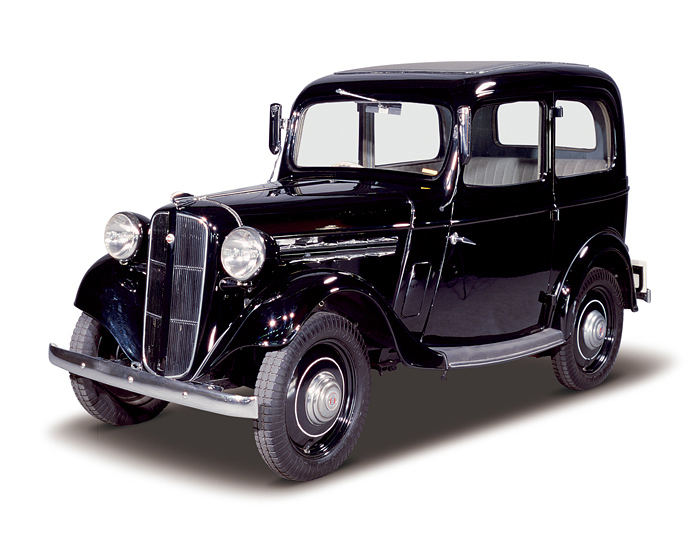 Datsun 17 Sedan(1938: 17)