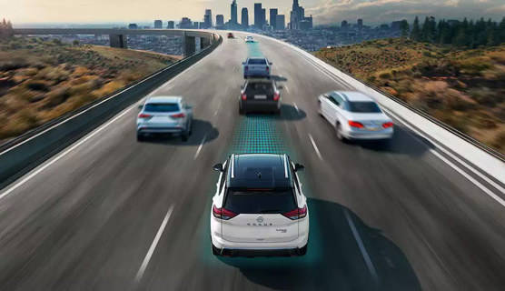 How communicating cars are helping Nissan ease traffic jams