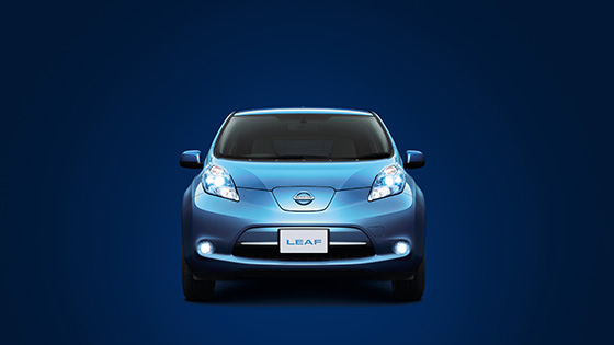 日産リーフ ZE0型