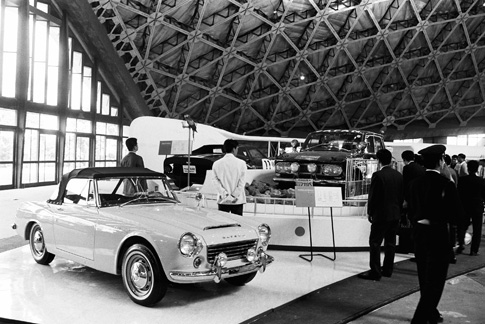 Nissan Booth Datsun Fairlady 1600 (a.k.a. Datsun 1600 Sport / 1600 Roadster)