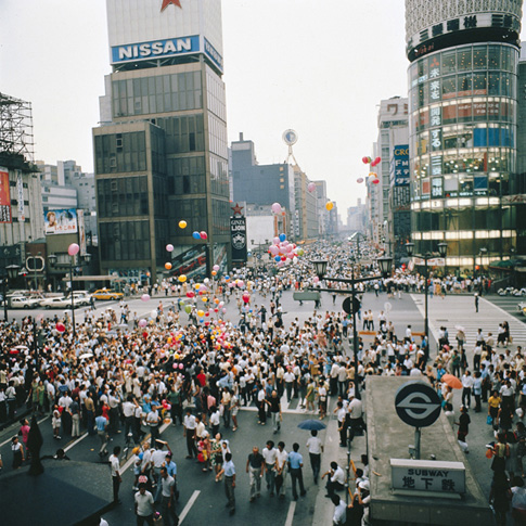 Nissan Ginza Gallery (moved into Sapporo Building)